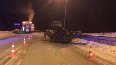 Водитель ВАЗа погиб при столкновении со снегоуборочным КамАЗом в Новосибирске