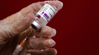 В Словакии после прививки вакциной AstraZeneca умерла 38-летняя женщина