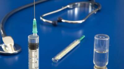 Учительница из Словакии скончалась после прививки AstraZeneca