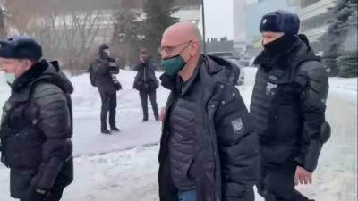 Депутата Резника задержали в Москве на форуме "Муниципальная Россия"