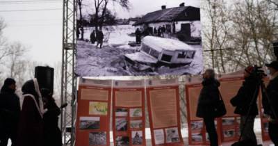 Горький урок для общества и предостережение для власти: Зеленский почтил память погибших в Куреневской трагедии
