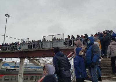 Сотни рязанцев не дождались ретропоезда на вокзале Рязань-1