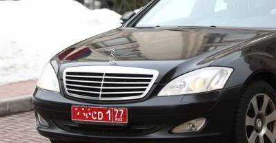 У сотрудника посольства Испании в Москве украли дипномера с машины