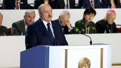 Белорусский лидер высказался о друзьях и пиаре