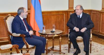 Пашинян и Саркисян обсудили вопрос внеочередных выборов