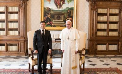 8 лет на престоле: Зеленский поздравил Папу Римского