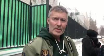 Евгений Ройзман рассказал об отношении полицейских к задержанным в Москве