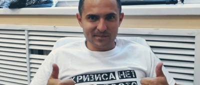 Не Арахамией единым: В Киеве эвакуатор увез автомобиль известного «слуги народа»
