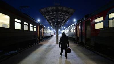 В Москве электричка насмерть сбила человека на станции