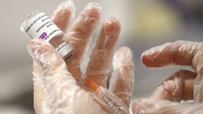В Норвегии трое врачей госпитализированы с тромбами после вакцинации AstraZeneca