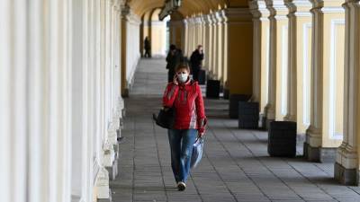 Спрос на медицинские маски сократился в России с начала 2021 года