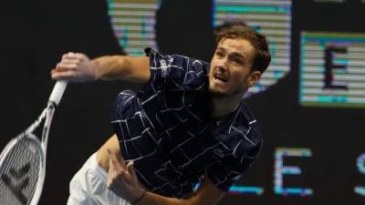 Медведев сыграет в финале теннисного турнира в Марселе против Эрбера