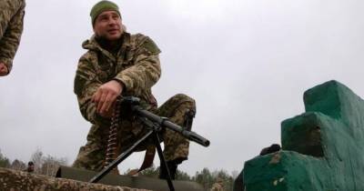 Украинский Рэмбо: Кличко метнул гранату и прыгнул под танк (ФОТО)