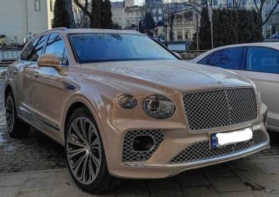 В Украине замечен новейший лимитированный Bentley — стоит дороже 8 млн