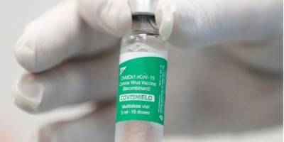 Минздрав назвал возможные реакции после вакцины против коронавируса Covishield