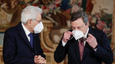 Премьер Марио Драги предрекает "новую волну" эпидемии в Италии