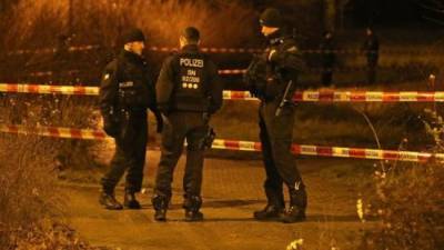 В Германии 12 полицейских ранены на акции против коронавирусных ограничений