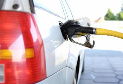В Минэнерго объяснили мартовский рост цен на бензин