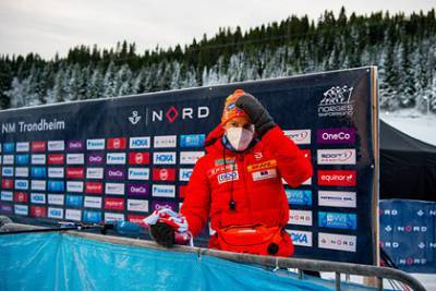 Тренер сборной Норвегии сравнил Большунова с медведем