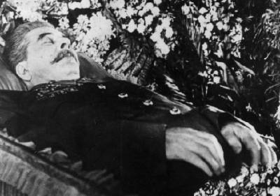 Вторые похороны Сталина: что исчезло из гроба «вождя народов»