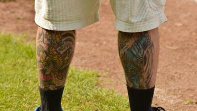 Житель Швейцарии сделал 60 татуировок на 2,3 миллиона рублей