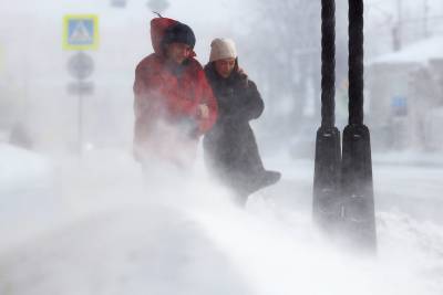 Снегопады и метели бушуют в Сибири на Дальнем Востоке