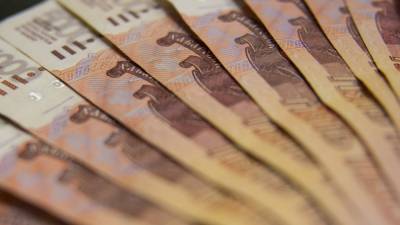 Учительница обманула волгоградцев на 9 млн рублей при помощи "бесплатных" кредитов