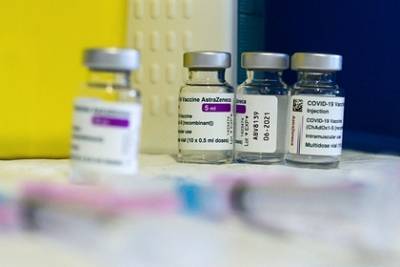 Раскрыта причина проблем с поставками вакцин AstraZeneca в ЕС