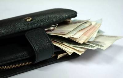 В Смоленске покупательница «стащила» кошелёк у продавщицы