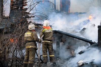 За ночь в Смоленской области дважды горели дома