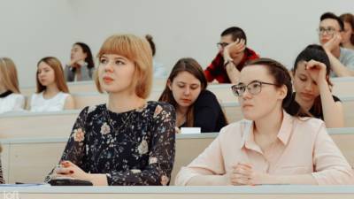 Еврокомиссия собирается оказывать финансовую помощь белорусским студентам