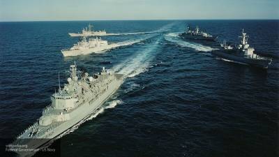 Машут красной тряпкой: НАТО решила "подразнить" Россию вылазкой в Баренцево море