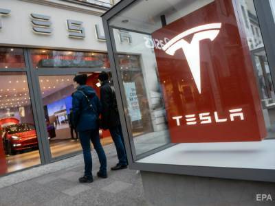 Более 400 сотрудников завода Tesla заболели COVID-19 – СМИ