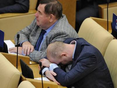 «Продажа мест спонсорам»: депутат-единоросс признал торговлю креслами в Госдуме