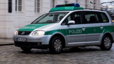 Минимум 12 полицейских пострадали в ходе столкновений на протестах в Германии