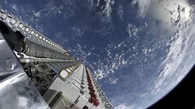 Ракета-носитель Falcon 9 вывела на орбиту очередную группу спутников