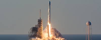 SpaceX запустила в космос очередную партию спутников