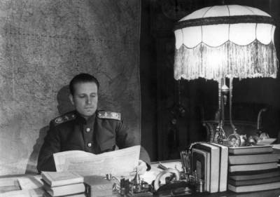 Александр Голованов: почему Сталин лично подавал пальто самому молодому маршалу