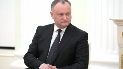 Экс-президент Молдавии считает опасным введение режима ЧП в стране