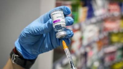 AstraZeneca снизит поставки вакцины в Чехию на 40%