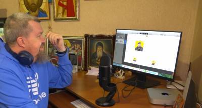 Покинул Московский патриархат: священник с Луганщины записывает видеоблоги