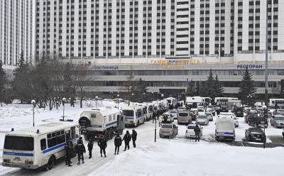 РБК: Решение о задержании участников форму депутатов в Москве приняли в ФСБ