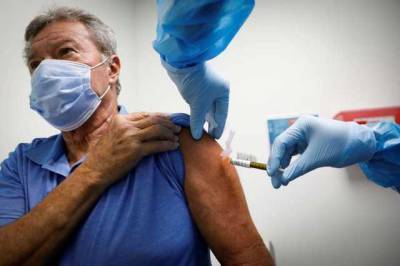 В США от COVID-19 полностью вакцинировано почти 37 млн человек