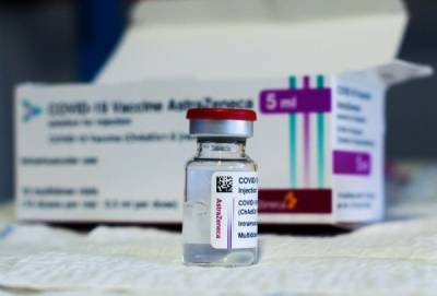 Чехия снижает поставки вакцины AstraZeneca на 40%