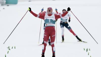 Лыжник Большунов дал совет российским биатлонистам