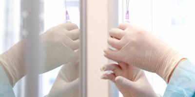 Вакцинация от коронавируса: в лист ожидания записались более 240 тысяч украинцев