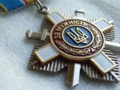 Зеленский наградил орденами украинских националистов, участвовавших в войне против Донбасса, посмертно