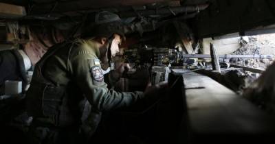 На Донбассе в результате обстрела боевиков боец ВСУ получил пулевое ранение