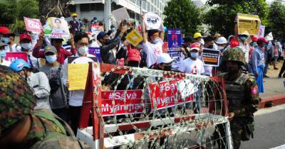 Протесты в Мьянме: уже более 80 погибших