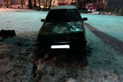 Ночью в Тверской области сгорел автомобиль